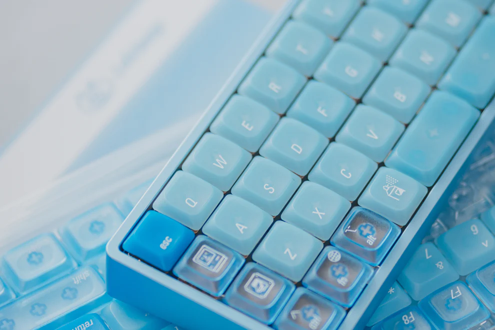 LeleLab Low-Profile Ocean Blue Keycaps Set